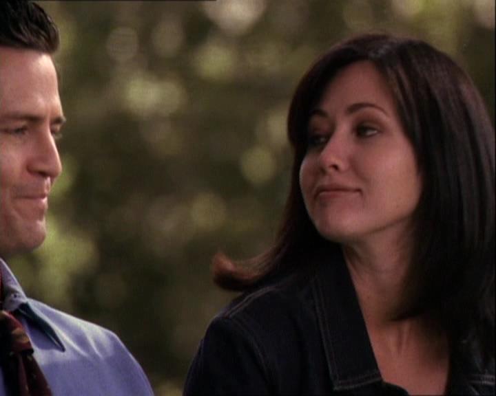 Charmed-Online-dot-net_121LoveHurts1599.jpg Charmed-Online-dot-net_121LoveHurts1599.jpg