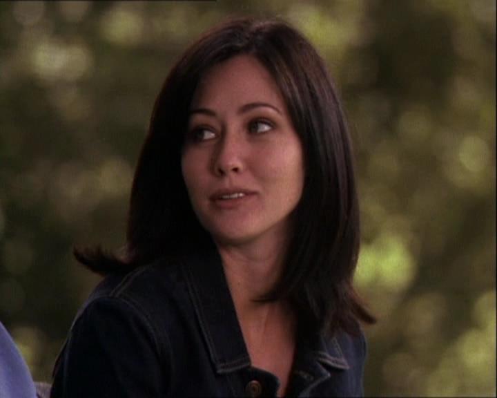 Charmed-Online-dot-net_121LoveHurts1601.jpg Charmed-Online-dot-net_121LoveHurts1601.jpg