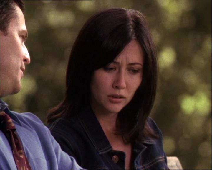 Charmed-Online-dot-net_121LoveHurts1625.jpg Charmed-Online-dot-net_121LoveHurts1625.jpg