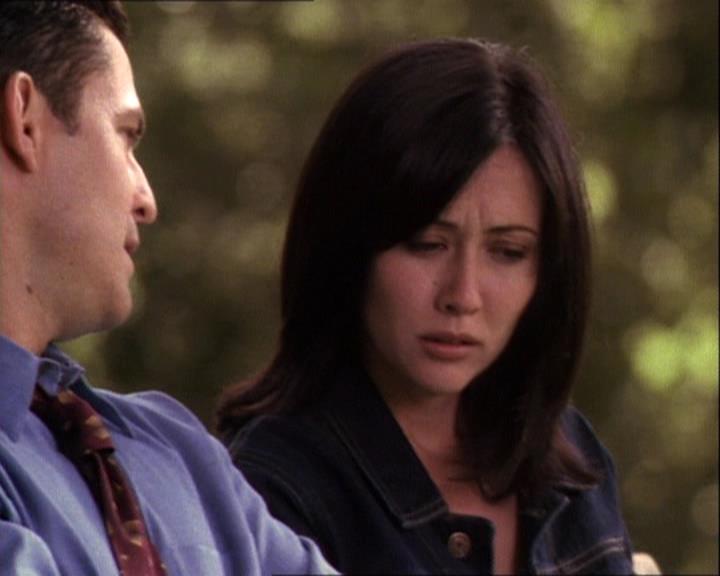 Charmed-Online-dot-net_121LoveHurts1626.jpg Charmed-Online-dot-net_121LoveHurts1626.jpg