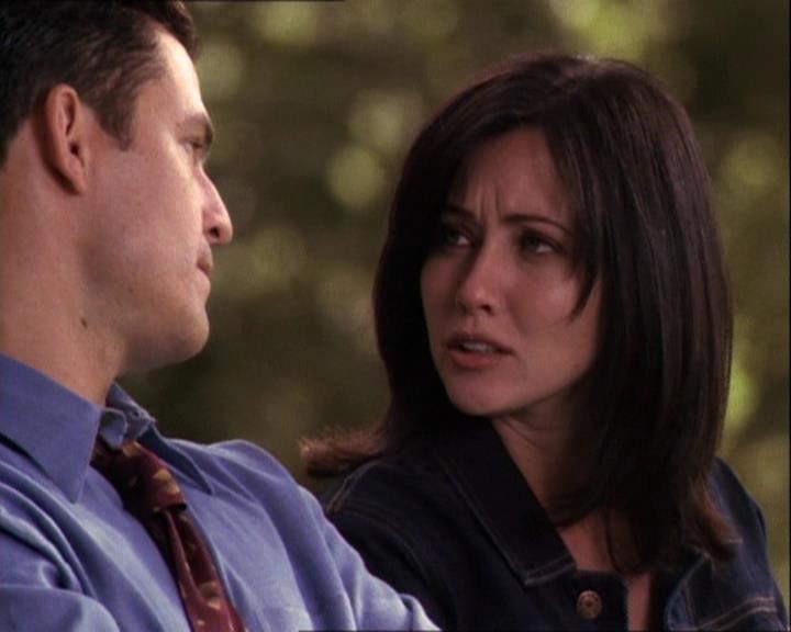 Charmed-Online-dot-net_121LoveHurts1632.jpg Charmed-Online-dot-net_121LoveHurts1632.jpg