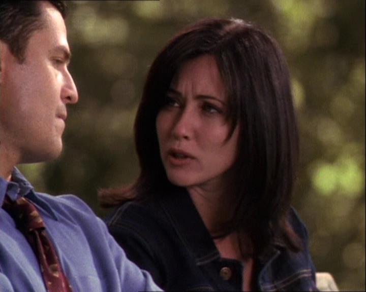 Charmed-Online-dot-net_121LoveHurts1633.jpg Charmed-Online-dot-net_121LoveHurts1633.jpg