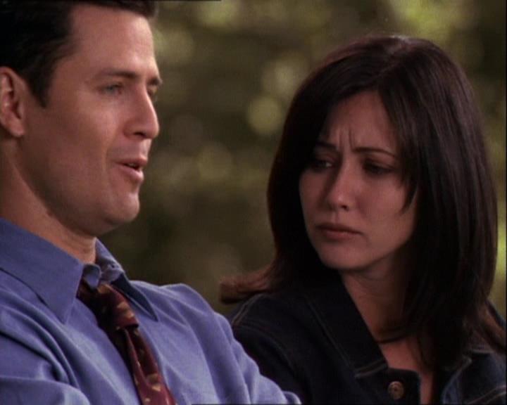 Charmed-Online-dot-net_121LoveHurts1639.jpg Charmed-Online-dot-net_121LoveHurts1639.jpg