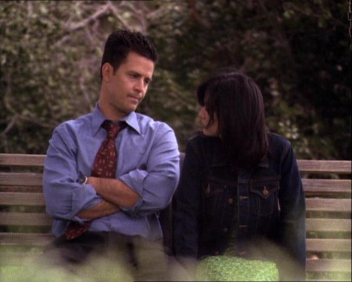 Charmed-Online-dot-net_121LoveHurts1642.jpg Charmed-Online-dot-net_121LoveHurts1642.jpg