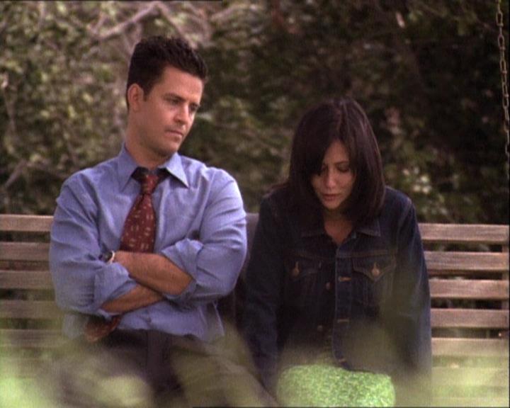 Charmed-Online-dot-net_121LoveHurts1644.jpg Charmed-Online-dot-net_121LoveHurts1644.jpg