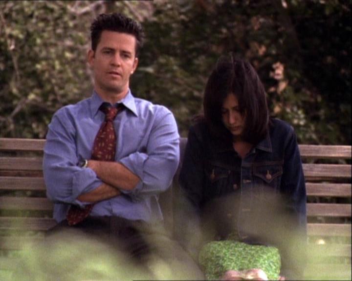 Charmed-Online-dot-net_121LoveHurts1652.jpg Charmed-Online-dot-net_121LoveHurts1652.jpg