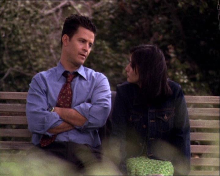 Charmed-Online-dot-net_121LoveHurts1658.jpg Charmed-Online-dot-net_121LoveHurts1658.jpg