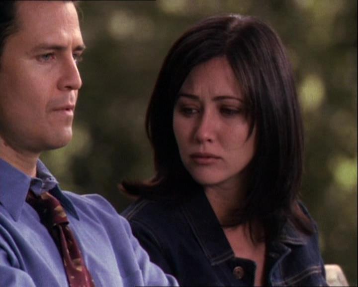 Charmed-Online-dot-net_121LoveHurts1666.jpg Charmed-Online-dot-net_121LoveHurts1666.jpg