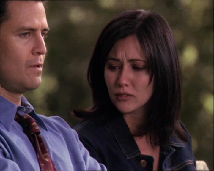 Charmed-Online-dot-net_121LoveHurts1667.jpg Charmed-Online-dot-net_121LoveHurts1667.jpg