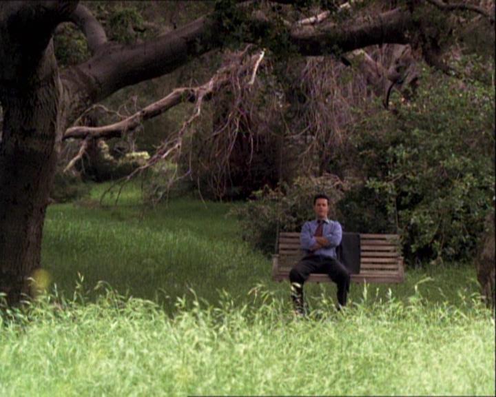 Charmed-Online-dot-net_121LoveHurts1692.jpg Charmed-Online-dot-net_121LoveHurts1692.jpg