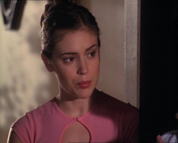 Charmed-Online-dot-net_121LoveHurts1708.jpg Charmed-Online-dot-net_121LoveHurts1708.jpg