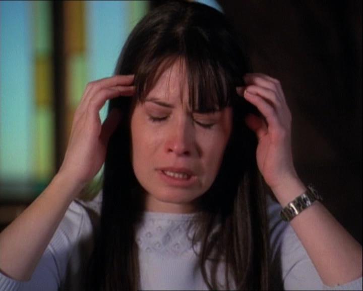 Charmed-Online-dot-net_121LoveHurts1721.jpg Charmed-Online-dot-net_121LoveHurts1721.jpg