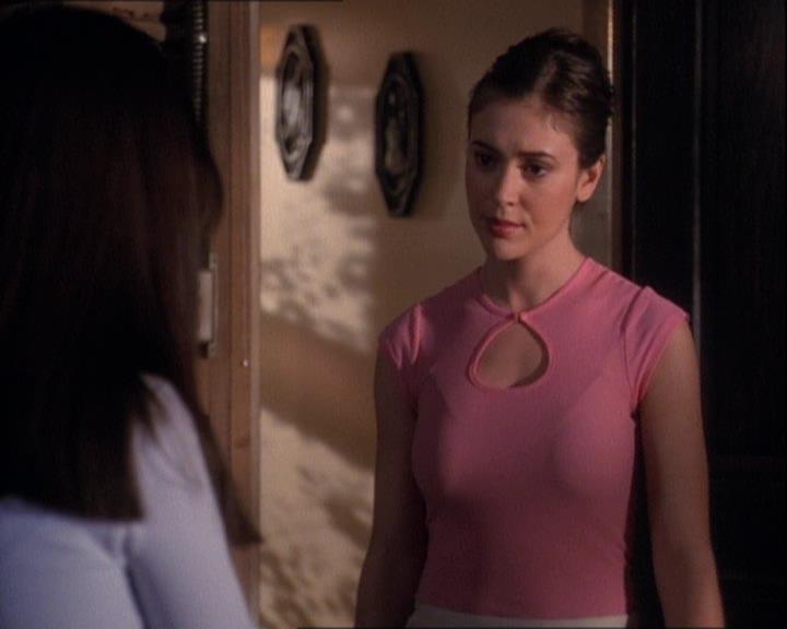 Charmed-Online-dot-net_121LoveHurts1736.jpg Charmed-Online-dot-net_121LoveHurts1736.jpg