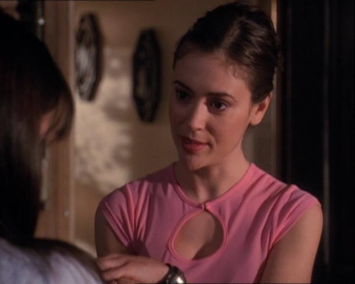 Charmed-Online-dot-net_121LoveHurts1751.jpg Charmed-Online-dot-net_121LoveHurts1751.jpg