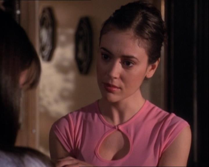 Charmed-Online-dot-net_121LoveHurts1752.jpg Charmed-Online-dot-net_121LoveHurts1752.jpg