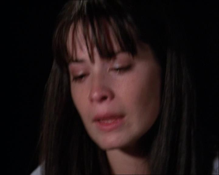 Charmed-Online-dot-net_121LoveHurts1798.jpg Charmed-Online-dot-net_121LoveHurts1798.jpg