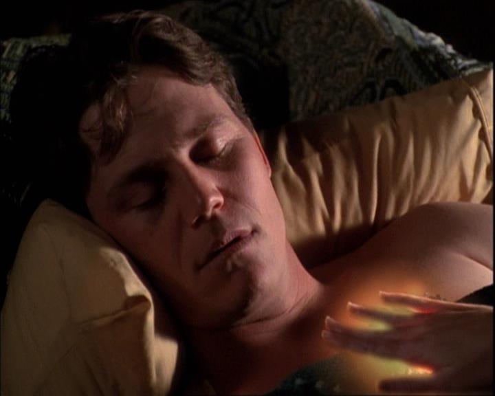 Charmed-Online-dot-net_121LoveHurts1805.jpg Charmed-Online-dot-net_121LoveHurts1805.jpg