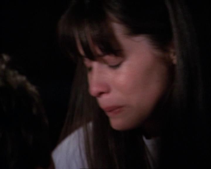 Charmed-Online-dot-net_121LoveHurts1835.jpg Charmed-Online-dot-net_121LoveHurts1835.jpg