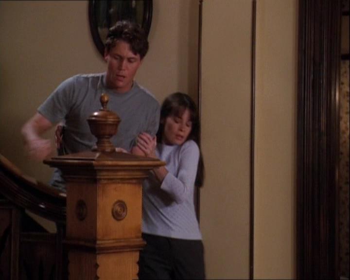 Charmed-Online-dot-net_121LoveHurts1854.jpg Charmed-Online-dot-net_121LoveHurts1854.jpg