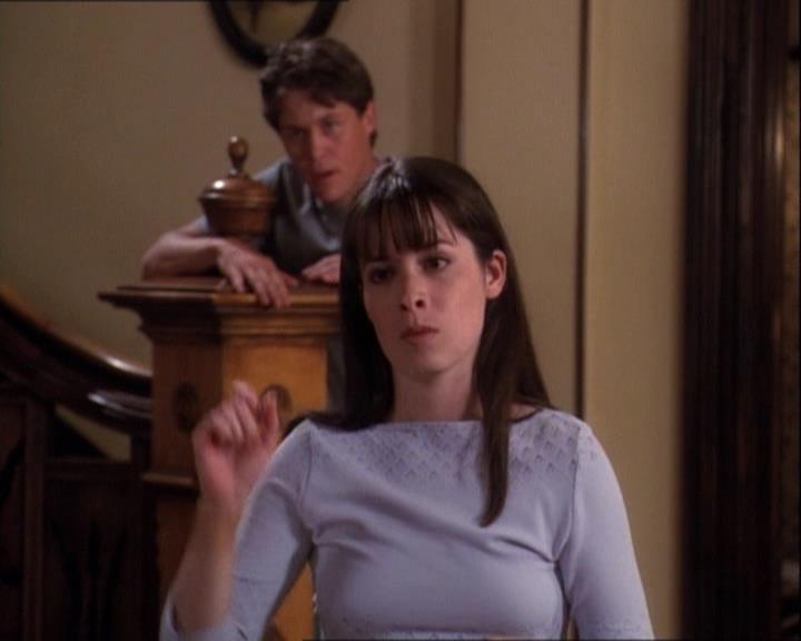 Charmed-Online-dot-net_121LoveHurts1860.jpg Charmed-Online-dot-net_121LoveHurts1860.jpg