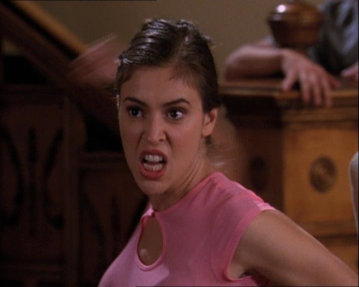 Charmed-Online-dot-net_121LoveHurts1880.jpg Charmed-Online-dot-net_121LoveHurts1880.jpg