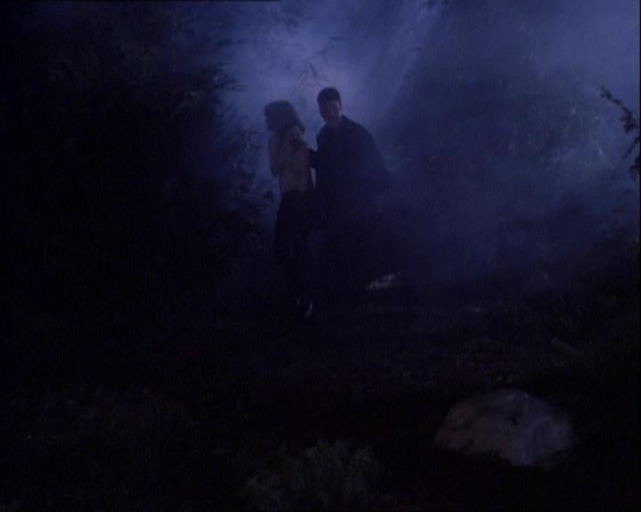 Charmed-Online-dot-net_121LoveHurts1976.jpg Charmed-Online-dot-net_121LoveHurts1976.jpg