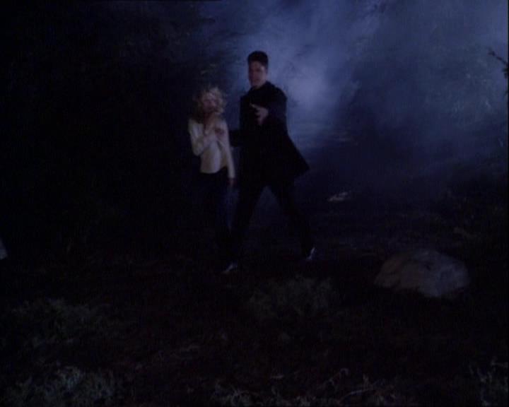 Charmed-Online-dot-net_121LoveHurts1978.jpg Charmed-Online-dot-net_121LoveHurts1978.jpg