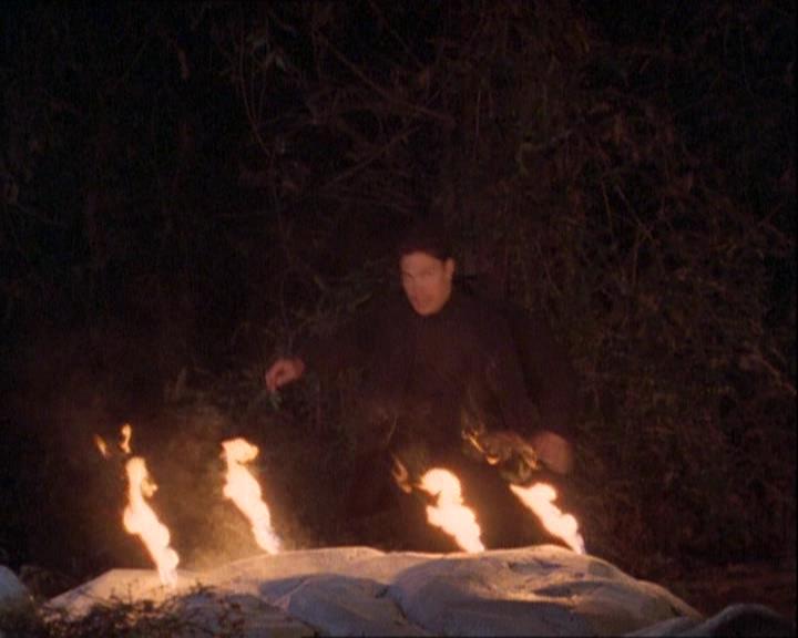 Charmed-Online-dot-net_121LoveHurts2008.jpg Charmed-Online-dot-net_121LoveHurts2008.jpg