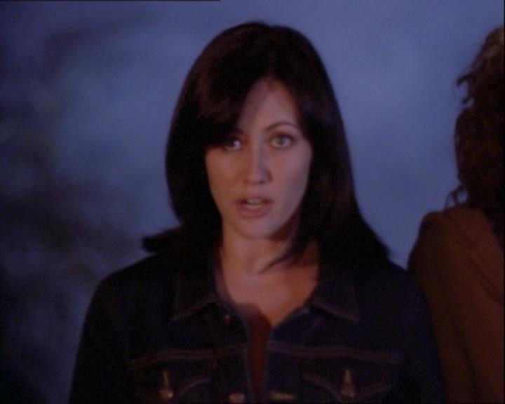 Charmed-Online-dot-net_121LoveHurts2009.jpg Charmed-Online-dot-net_121LoveHurts2009.jpg