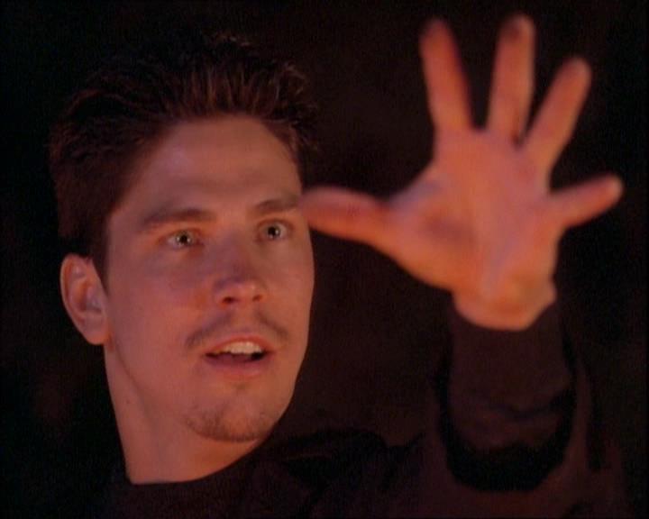 Charmed-Online-dot-net_121LoveHurts2020.jpg Charmed-Online-dot-net_121LoveHurts2020.jpg