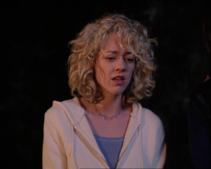 Charmed-Online-dot-net_121LoveHurts2060.jpg Charmed-Online-dot-net_121LoveHurts2060.jpg
