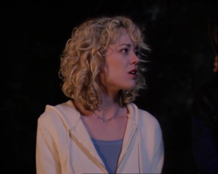 Charmed-Online-dot-net_121LoveHurts2061.jpg Charmed-Online-dot-net_121LoveHurts2061.jpg