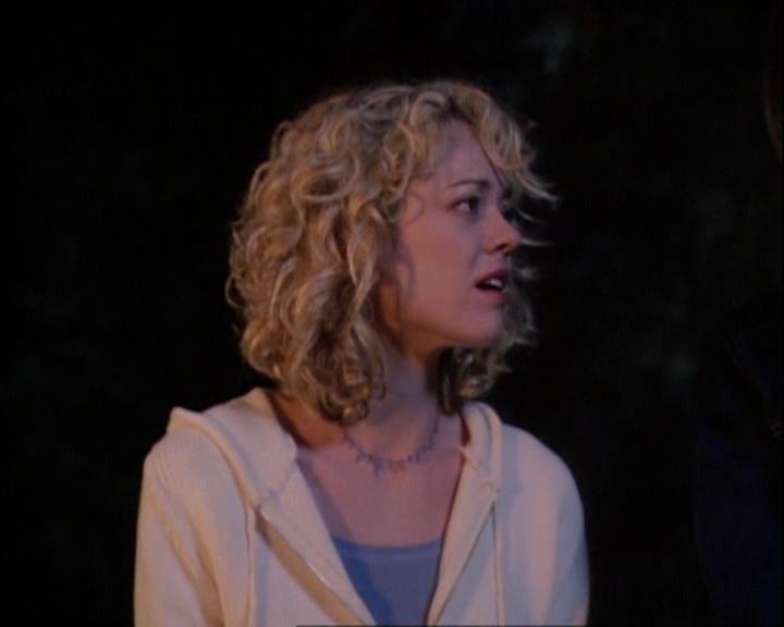 Charmed-Online-dot-net_121LoveHurts2062.jpg Charmed-Online-dot-net_121LoveHurts2062.jpg