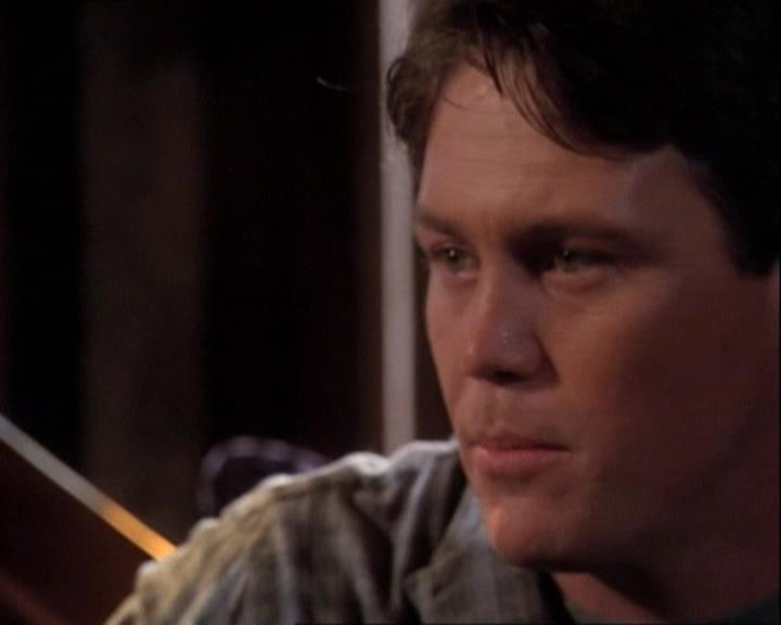 Charmed-Online-dot-net_121LoveHurts2169.jpg Charmed-Online-dot-net_121LoveHurts2169.jpg