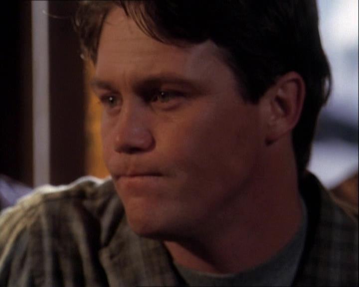 Charmed-Online-dot-net_121LoveHurts2186.jpg Charmed-Online-dot-net_121LoveHurts2186.jpg