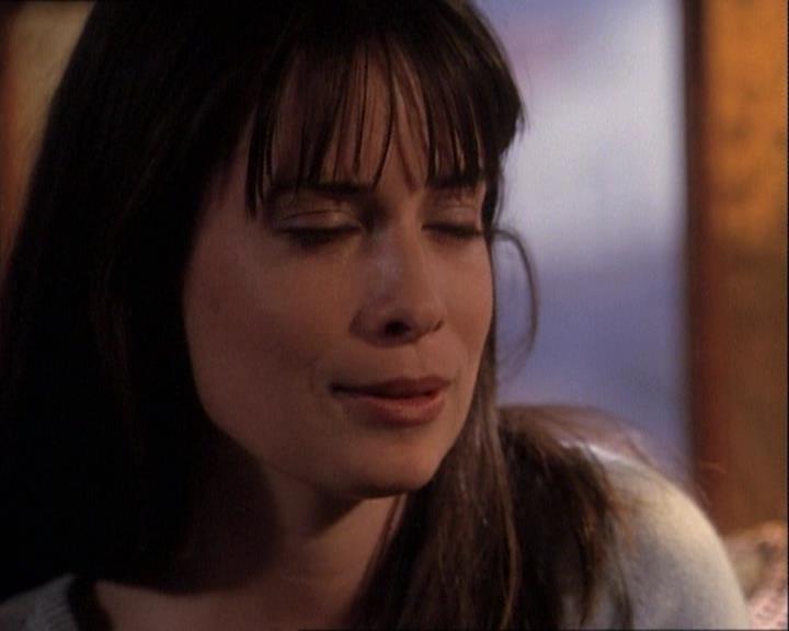 Charmed-Online-dot-net_121LoveHurts2188.jpg Charmed-Online-dot-net_121LoveHurts2188.jpg