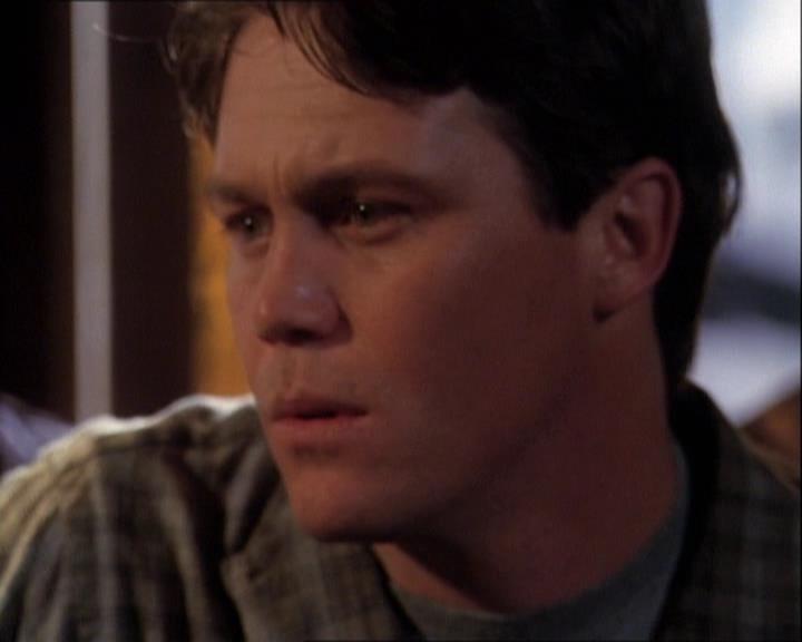 Charmed-Online-dot-net_121LoveHurts2190.jpg Charmed-Online-dot-net_121LoveHurts2190.jpg