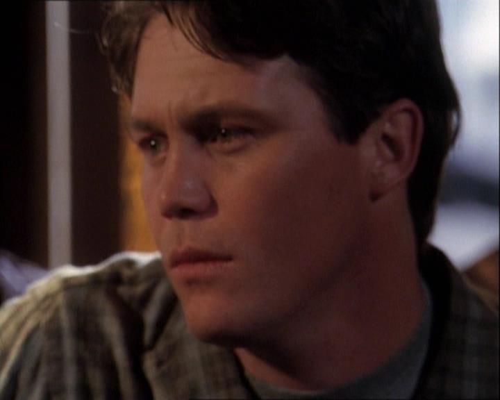 Charmed-Online-dot-net_121LoveHurts2194.jpg Charmed-Online-dot-net_121LoveHurts2194.jpg