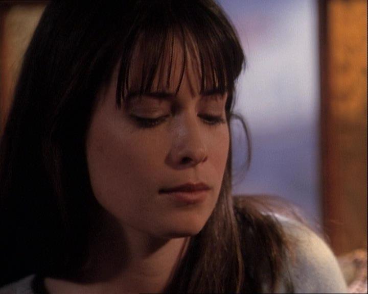 Charmed-Online-dot-net_121LoveHurts2197.jpg Charmed-Online-dot-net_121LoveHurts2197.jpg