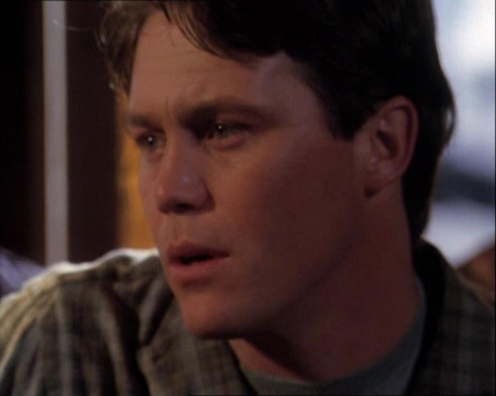 Charmed-Online-dot-net_121LoveHurts2198.jpg Charmed-Online-dot-net_121LoveHurts2198.jpg