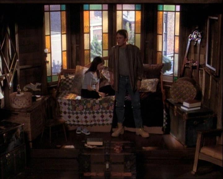 Charmed-Online-dot-net_121LoveHurts2216.jpg Charmed-Online-dot-net_121LoveHurts2216.jpg