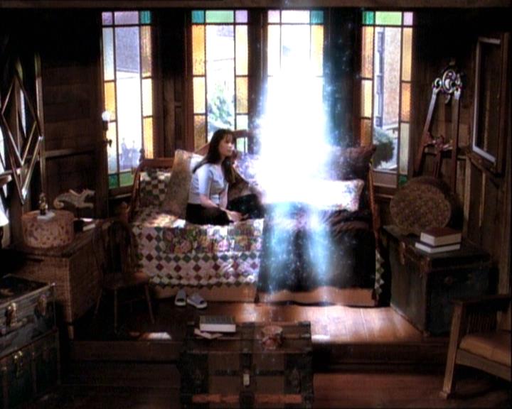 Charmed-Online-dot-net_121LoveHurts2219.jpg Charmed-Online-dot-net_121LoveHurts2219.jpg