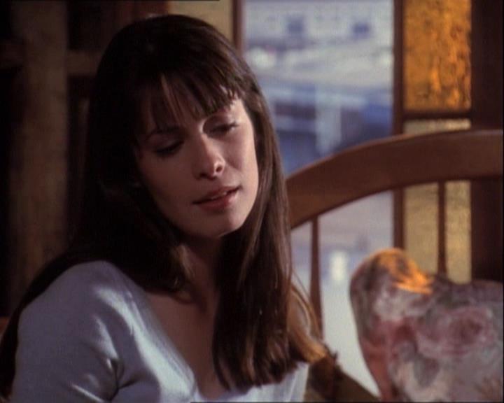 Charmed-Online-dot-net_121LoveHurts2224.jpg Charmed-Online-dot-net_121LoveHurts2224.jpg