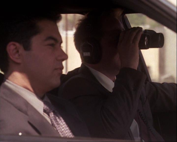 Charmed-Online-dot-net_121LoveHurts2233.jpg Charmed-Online-dot-net_121LoveHurts2233.jpg