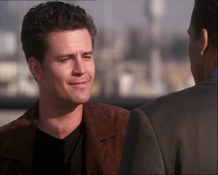 Charmed-Online-dot-net_121LoveHurts2246.jpg Charmed-Online-dot-net_121LoveHurts2246.jpg