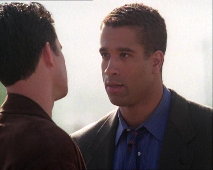 Charmed-Online-dot-net_121LoveHurts2263.jpg Charmed-Online-dot-net_121LoveHurts2263.jpg