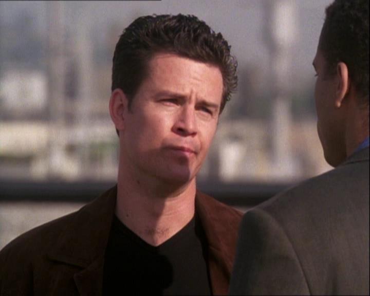 Charmed-Online-dot-net_121LoveHurts2300.jpg Charmed-Online-dot-net_121LoveHurts2300.jpg