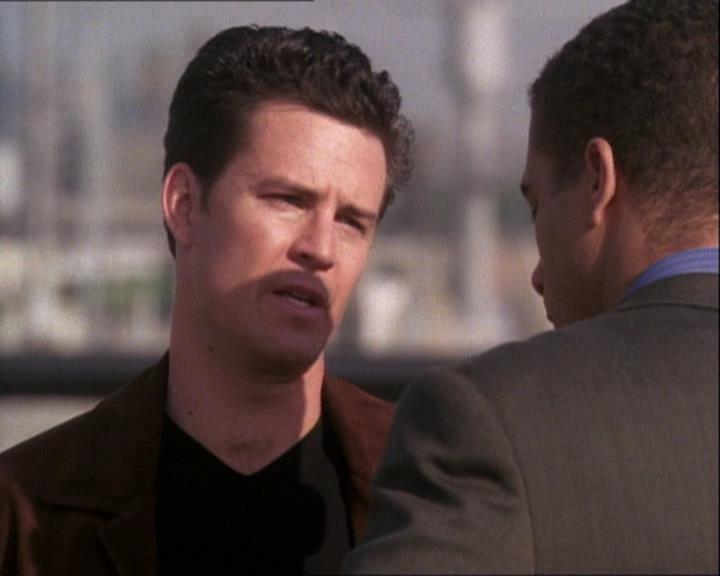 Charmed-Online-dot-net_121LoveHurts2307.jpg Charmed-Online-dot-net_121LoveHurts2307.jpg