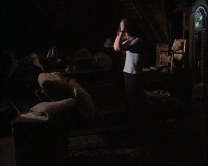 Charmed-Online-dot-net_121LoveHurts2346.jpg Charmed-Online-dot-net_121LoveHurts2346.jpg