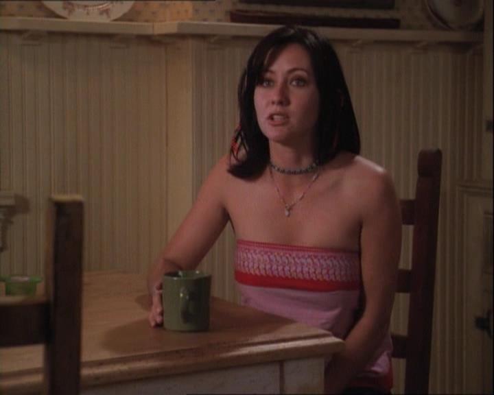 Charmed-Online-dot-net_121LoveHurts2364.jpg Charmed-Online-dot-net_121LoveHurts2364.jpg